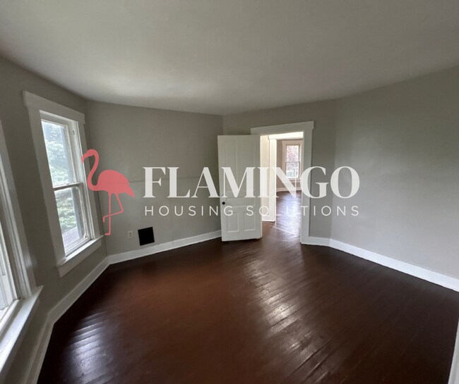 Building Photo - 1342 Phillips Ave