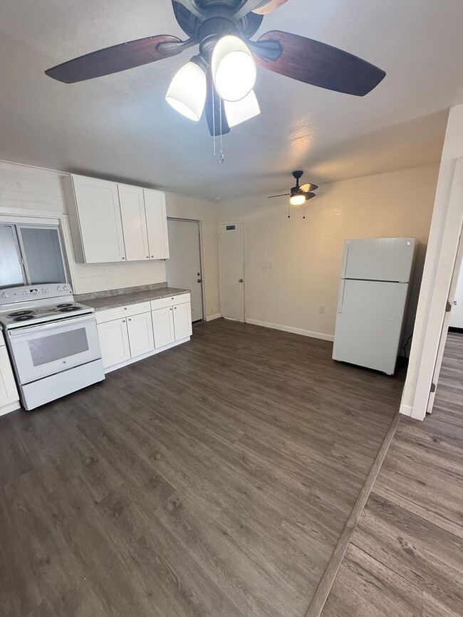 Building Photo - Affordable House in San Diego