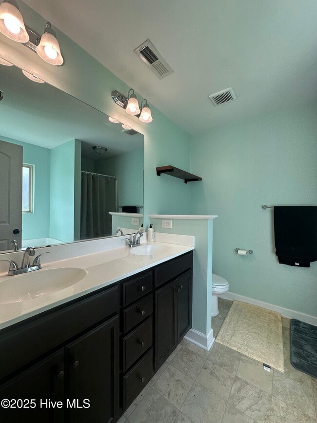 Building Photo - 202 Leeward Landing