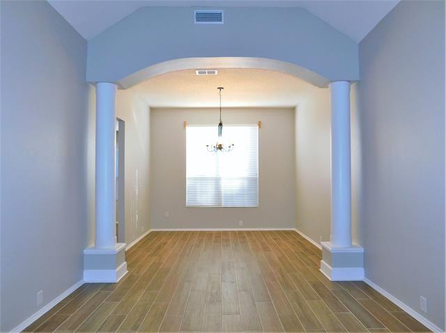 Building Photo - 1808 Ingleside Dr