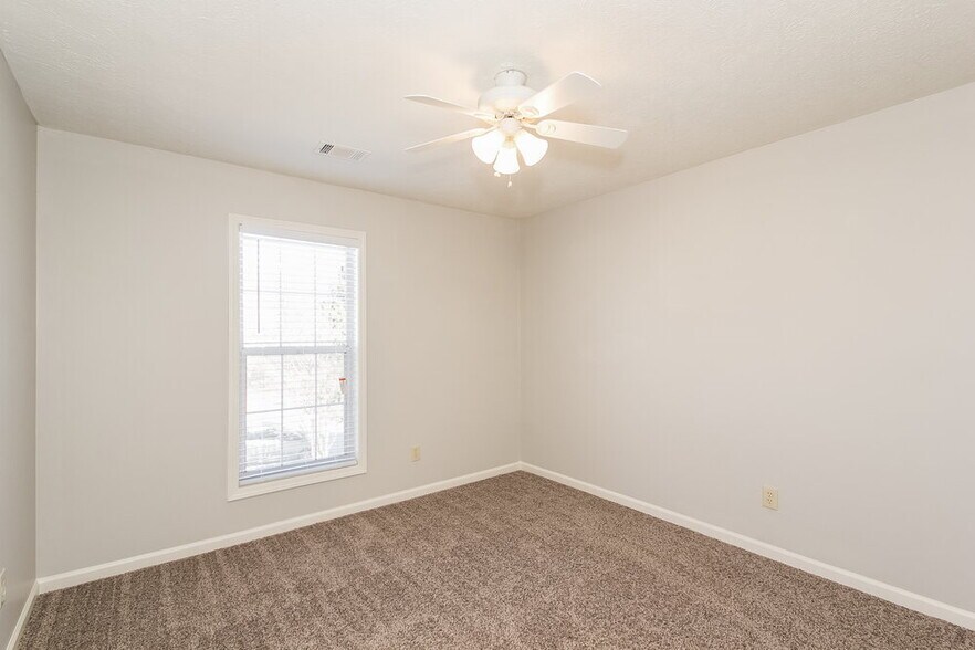 Building Photo - 262 Northwind Dr