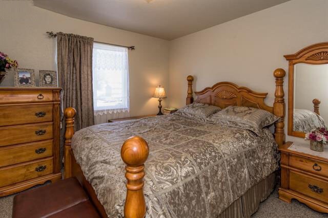 Building Photo - Excellent Town Home 3 Bedroom 2.5 Bath hom...