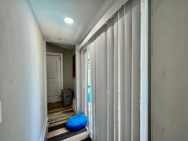Building Photo - Three bedroom home in Norfolk
