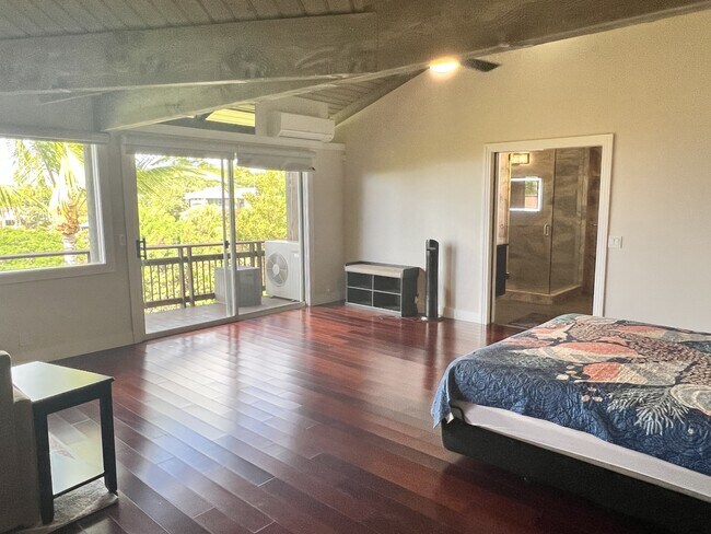 Building Photo - 904 Kupulau Dr