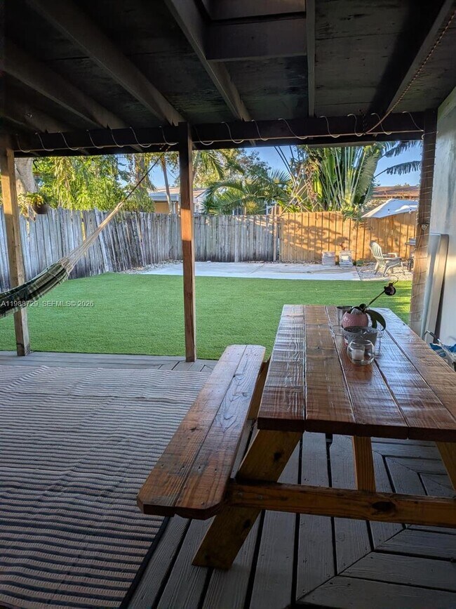 Building Photo - 301 NW 51st St