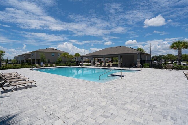 Building Photo - 1456 Isleta Lp