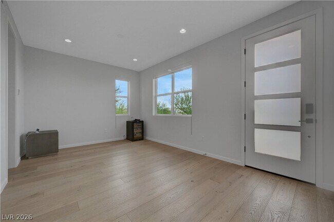 Building Photo - 3348 Esker Rdg Ave