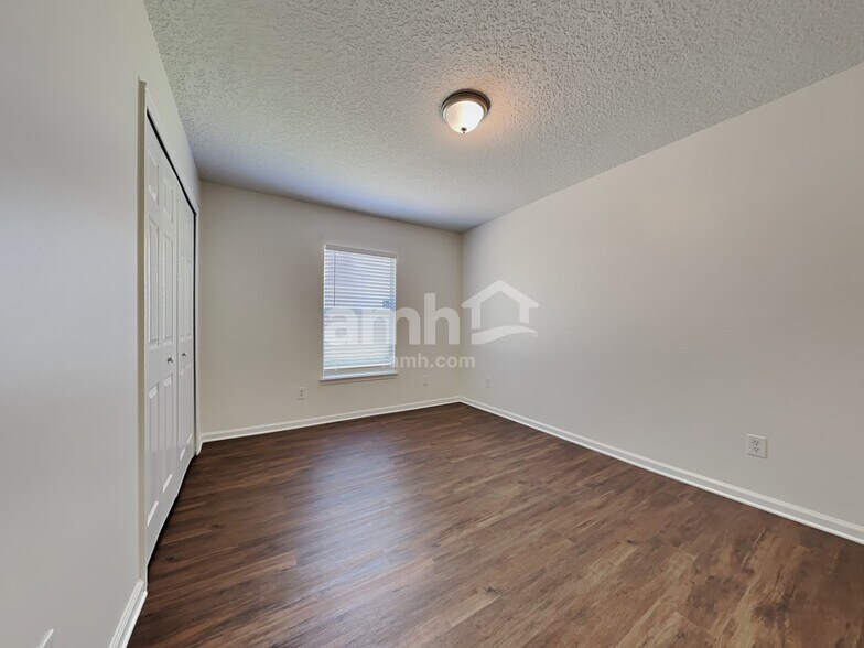 Building Photo - 4185 Ripken Cir E