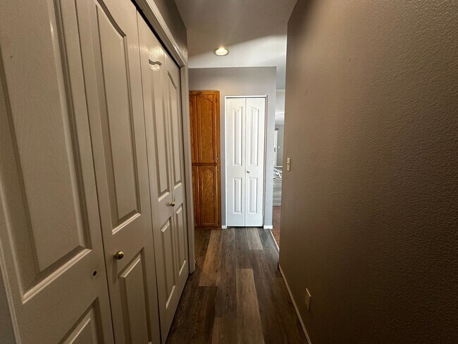 Building Photo - Single Family in Morgan Ranch