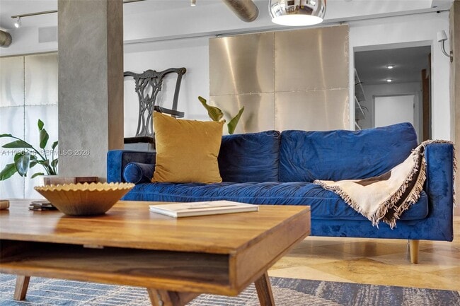 Building Photo - 5781 Biscayne Blvd