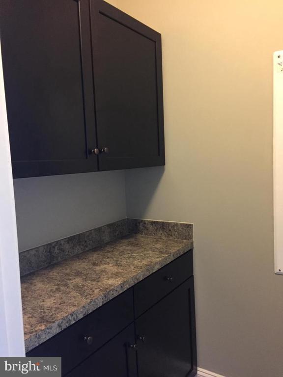 Building Photo - 6489 Jack Linton Dr N