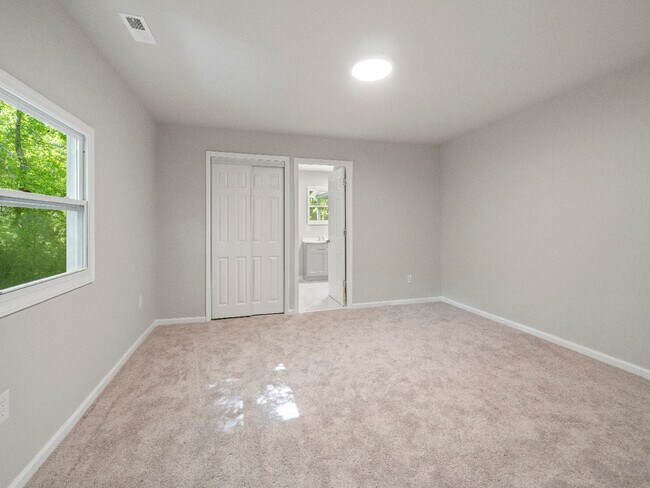 Building Photo - 128 Sunset Ln