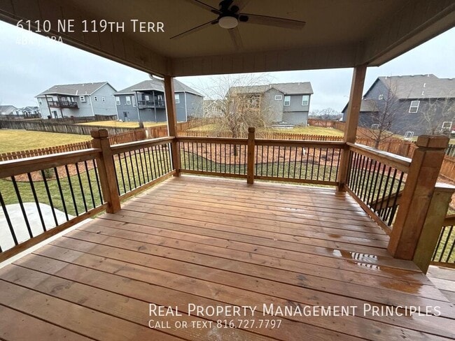 Building Photo - 6110 NE 119th Terrace