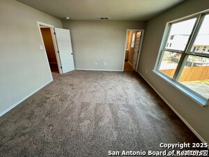 Building Photo - 204 Kinsley Wy
