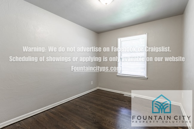 Building Photo - 1808 N Kiger Rd