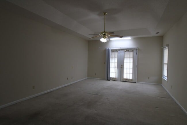 Building Photo - 30 Mere Ct