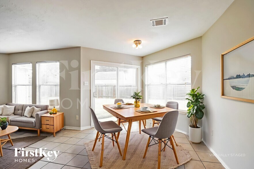 Building Photo - 19410 Pine Cluster Ln