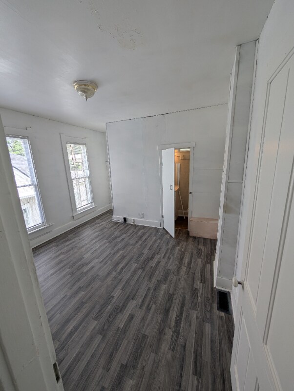 Building Photo - 211-213 N 20th St
