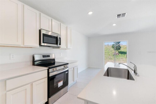 Building Photo - 4821 Katrina Dr