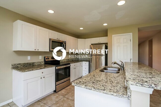 Building Photo - 4 Bedroom Pet-Friendly Home in Cape Coral, FL with Main Street Renewal