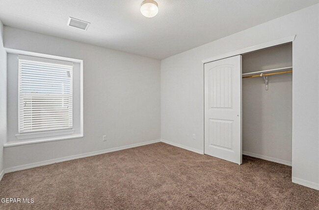 Building Photo - 11381 Bullseye St
