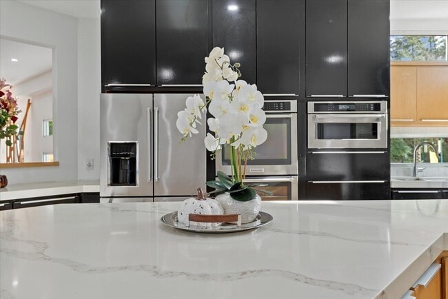 Building Photo - 30400 Highland Blvd