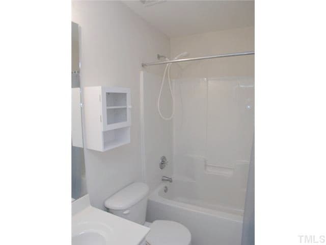 Building Photo - 7030 Mead Ln