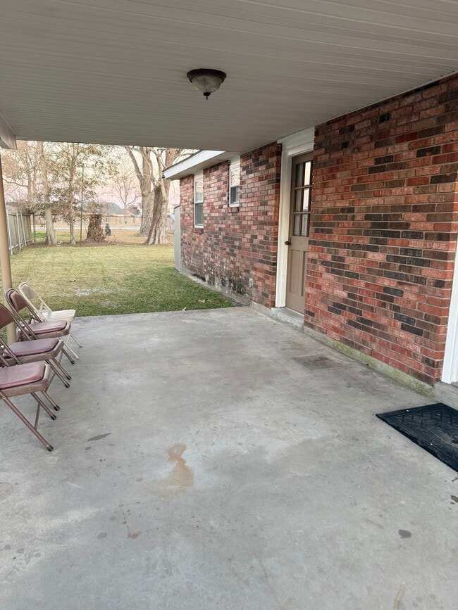 Building Photo - 3403 Tambour Dr