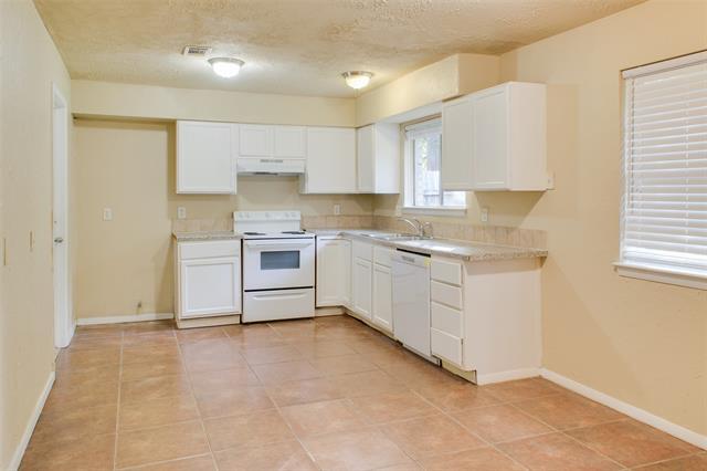 Building Photo - 4223 Enchantedgate Dr