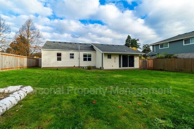 Building Photo - 8006 NW 9th Ave