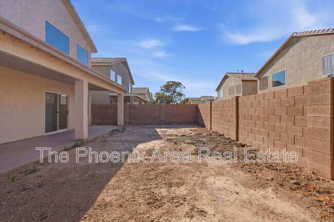 Building Photo - 44216 Palmen Dr