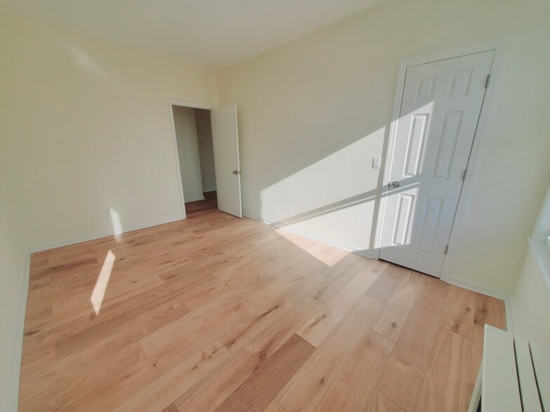 Building Photo - 24 High St