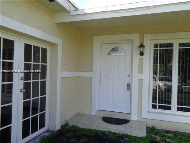 Primary Photo - 11511 NW 33rd St