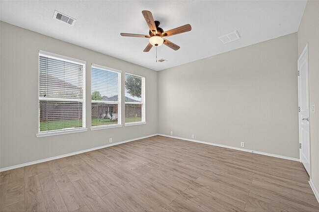 Building Photo - 25311 Mallard Bay Ln