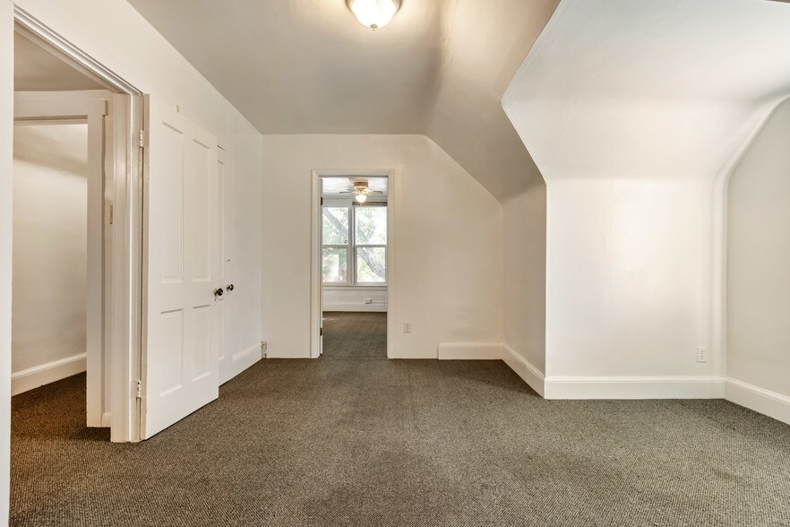 Living room - 1058 S 900 E