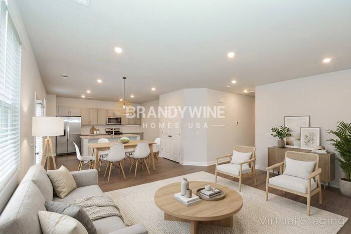 Building Photo - 321 Dearborn Sta Dr