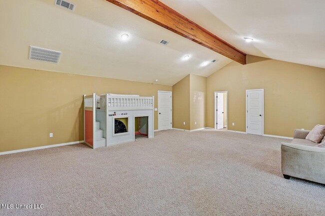 Building Photo - 114 Parkway Cove