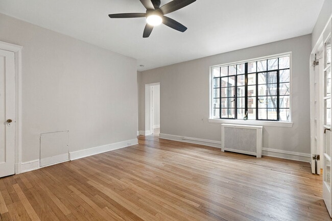Building Photo - 1305 N Broom St