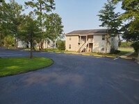 Building Photo - The Woodlands- Upgraded 2 bedroom, 2 bathr...