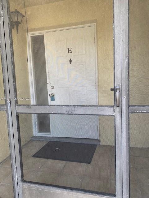 Building Photo - 1400 Jefferson Dr