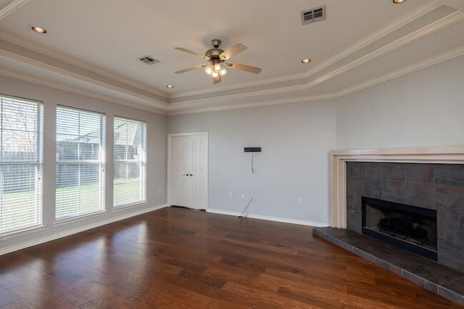 Building Photo - 6235 Gracemount Ln