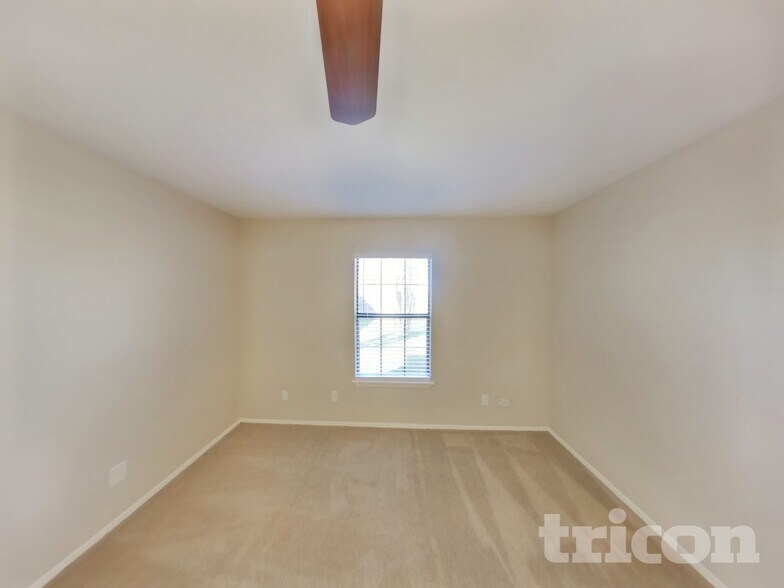 Building Photo - 3312 Woodlark Dr