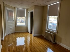 Building Photo - 295 Nahant Rd