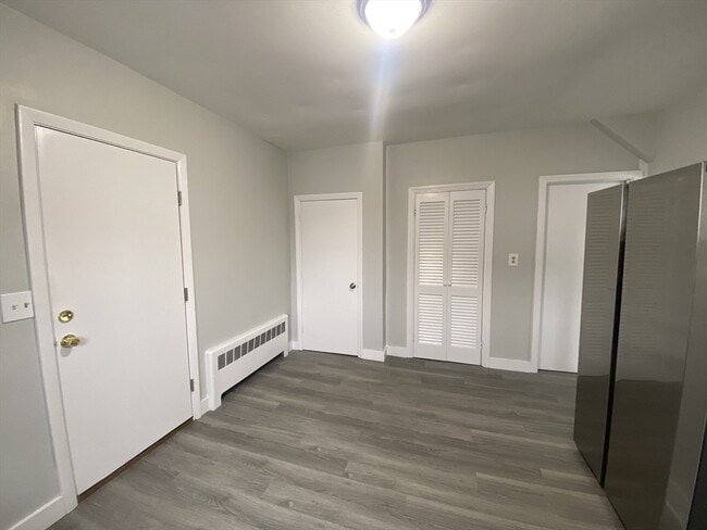 Building Photo - 2 Swetts Ct