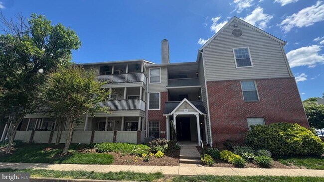 Building Photo - 12151 Penderview Ln