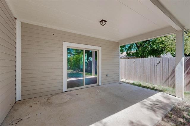 Building Photo - 1703 Ash Crescent St