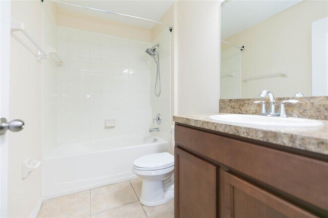Building Photo - 515 Vista Ridge Dr