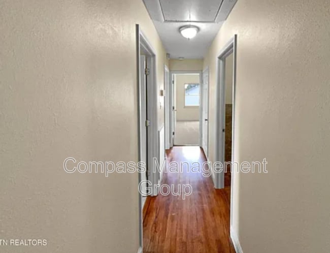 Building Photo - 5802 Tazewell Pike