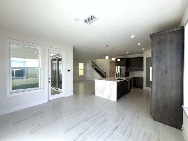 Building Photo - 9819 Gobat Aly