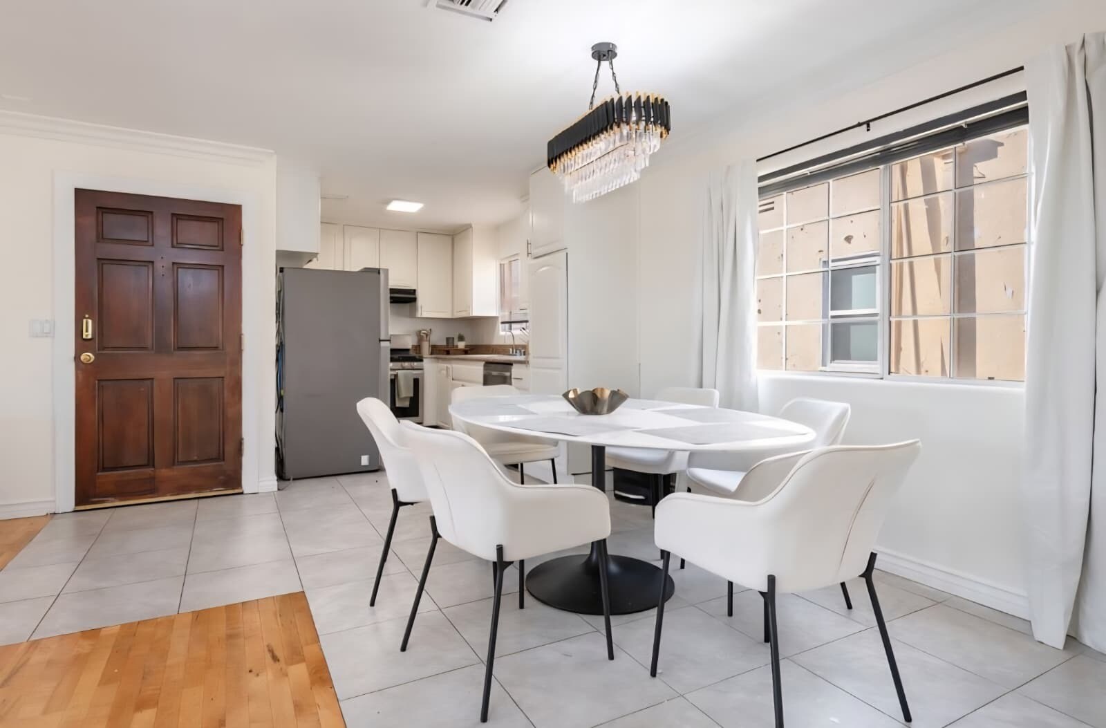 Building Photo - 525 N Orange Dr